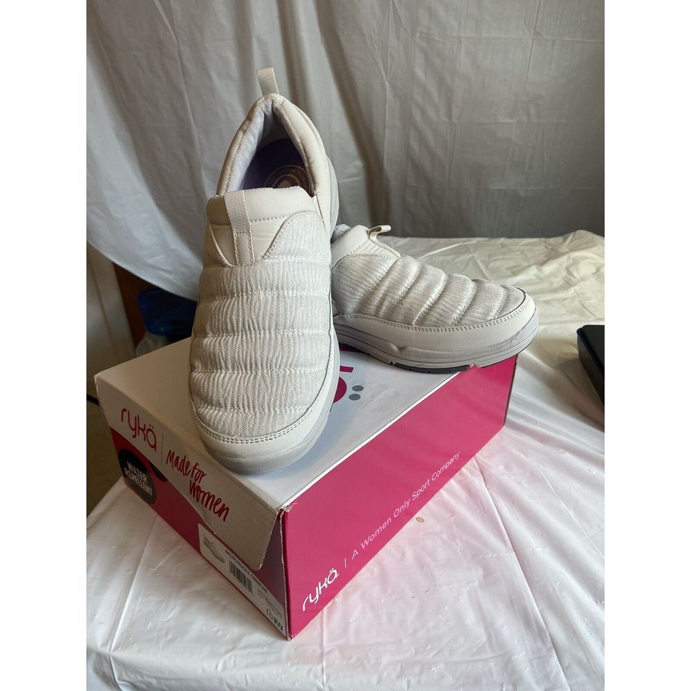 Women's Ryka Snowline Water Repellent‎ Ivory Tennis Shoes-Size 10-